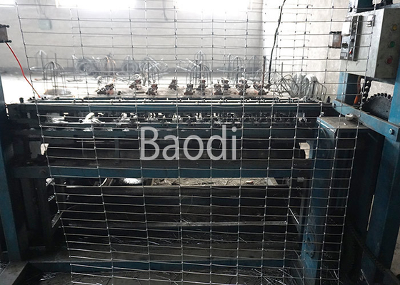 Cavo tessuto galvanizzato delle pecore del recinto del campo che recinta Rolls con il foro rettangolare della maglia