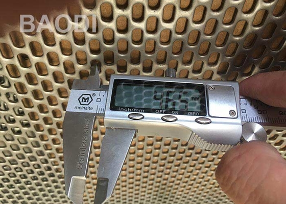1X2M Galvanized Slotted Hole ha perforato l'acciaio inossidabile Mesh Screen For Mining