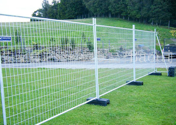 Evento temporaneo galvanizzato smontabile che recinta con la struttura rotonda/reticolato di saldatura