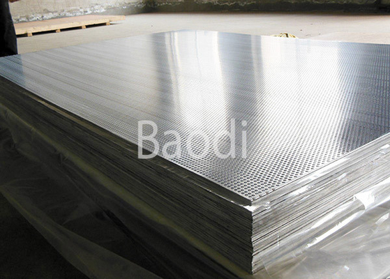 Lamiera di acciaio perforata di alluminio dello schermo architettonico con il modello di foro rotondo