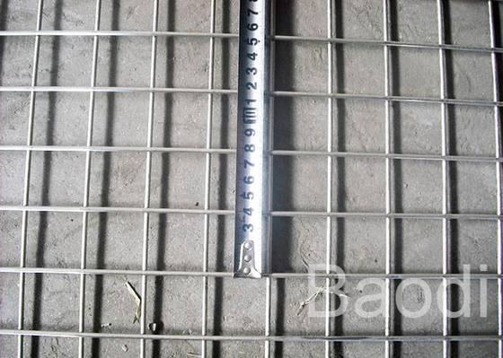 Pannelli galvanizzati elettrici del reticolato di saldatura del filo di ferro a basso tenore di carbonio