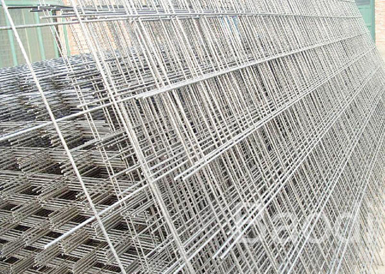Reticolato di saldatura del filo di ferro del carbonio in ha galvanizzato in/PVC dei pannelli ricoperta