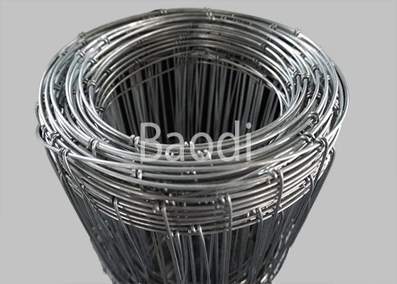 Recinto tessuto galvanizzato Rolls 6" del giacimento del nastro metallico recinzione agricola dello spazio del foro della maglia