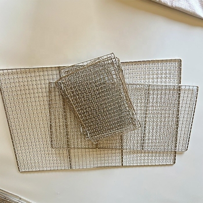 Non-Stick Portable BBQ Wire Mesh for Chicken Roast Metal Material Libera disponibilità di campioni