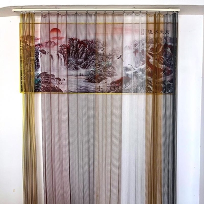 Le tende a maglia in alluminio sono la soluzione decorativa perfetta per spazi moderni e contemporanei