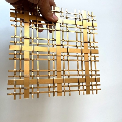 Spazi funzionali Pareti di costruzione Griglie di maglie metalliche ornamentali con servizio di lavorazione di piegatura di lunghezza personalizzata