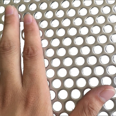 Materiale filtro Disegni di pannelli versatili per qualsiasi architettura e applicazione industriale