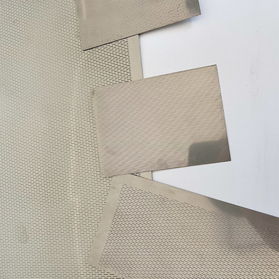 pannelli di schermo raccolta di pannelli perforati acustici assorbimento del suono metallo con finitura rivestita in polvere