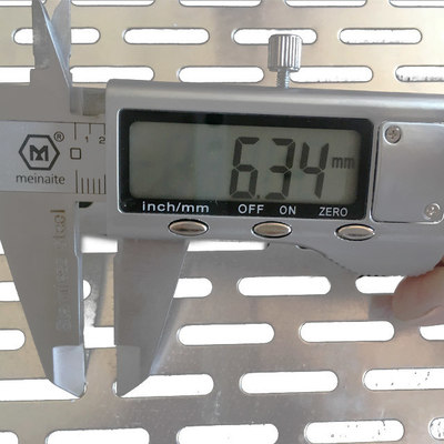 Servizio di taglio pannello decorativo per pareti esterne in alluminio lamiere metalliche perforate personalizzabili