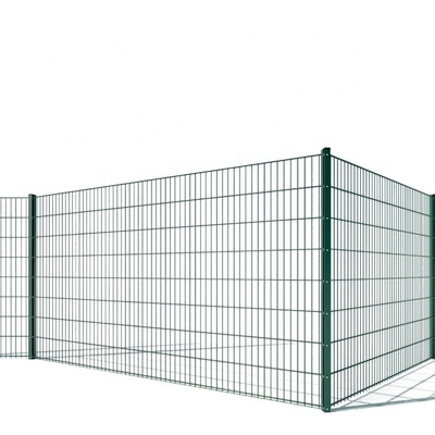 Dimensione reticolare 50*200/55*200mm Cornice rivestita in Pvc Curvy Galvanized 3D Fence Panels per ambienti innovativi e paesaggi chic