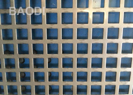 Il foro quadrato ha galvanizzato il ODM decorativo dello schermo ha perforato le maglie 1m x 2m