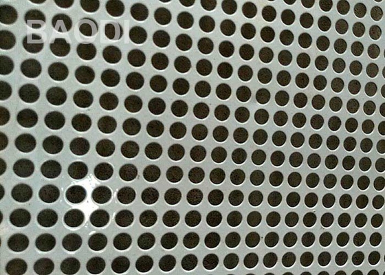 La lunghezza 2M Round Hole Punching SS316 ha perforato il metallo Mesh Net Mining Filter